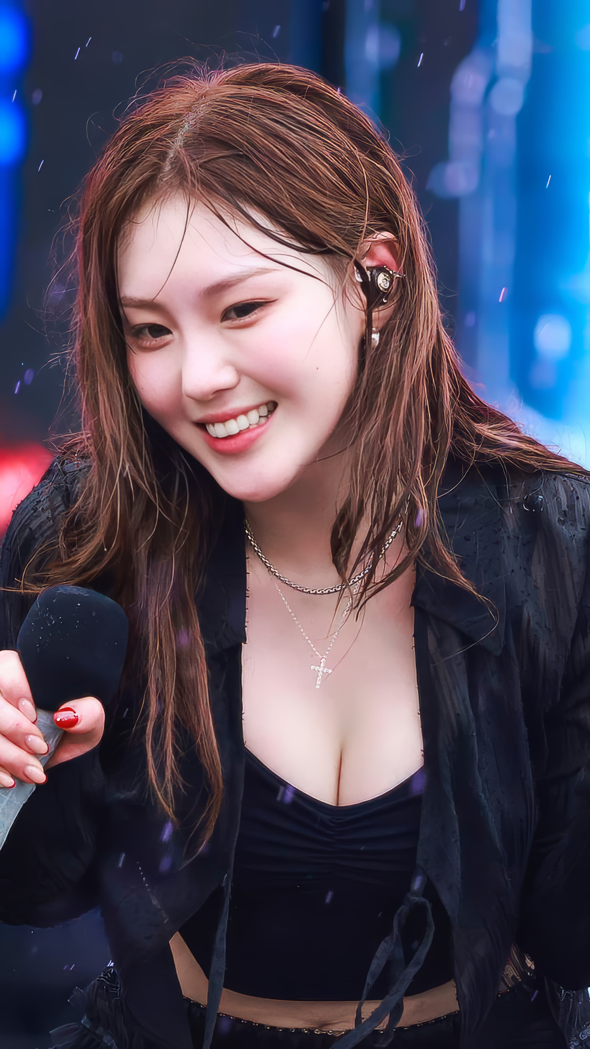 Chaehyun at Waterbomb Festival Seoul 040725