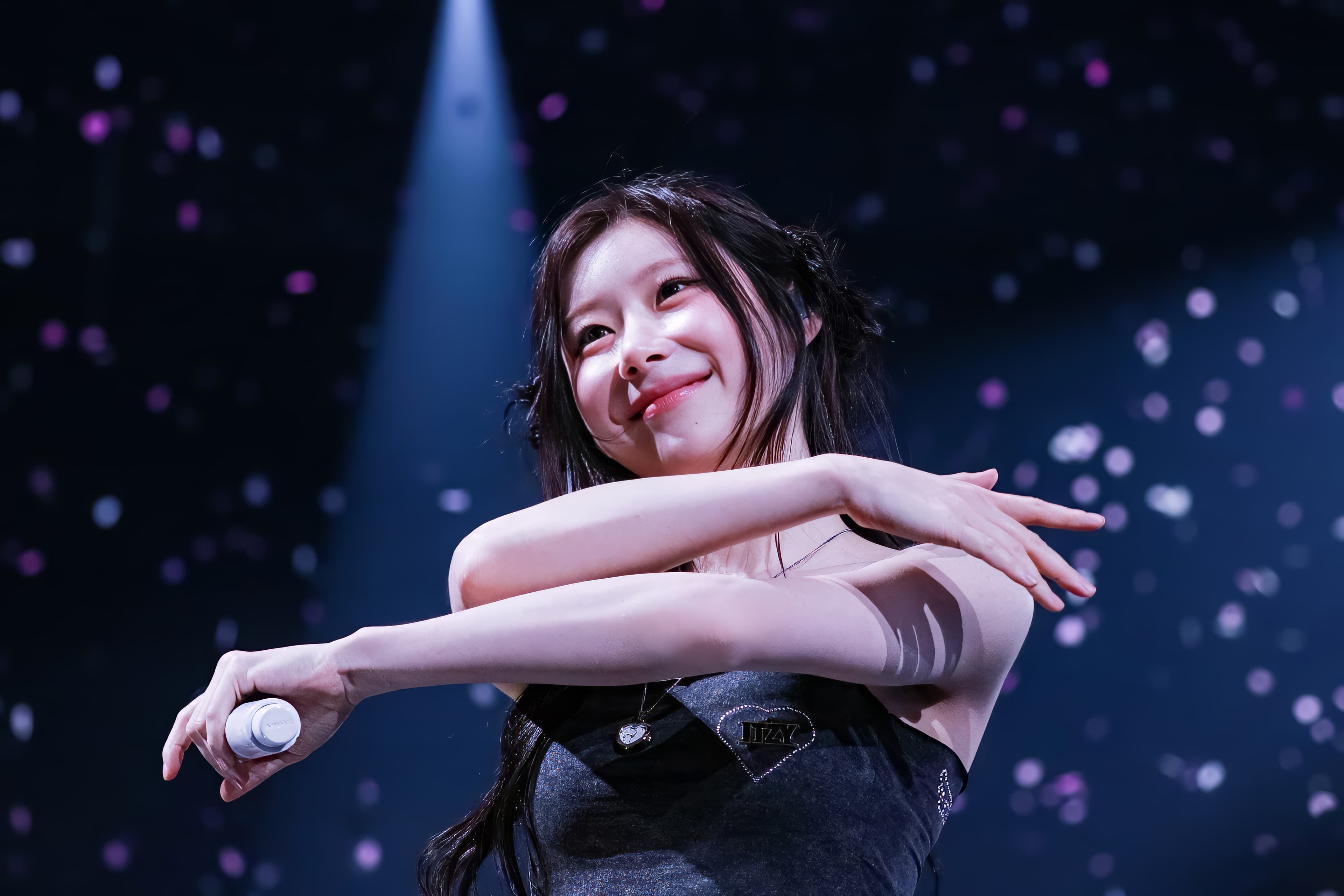 Chaeryeong at ITZY World Tour 'Tunnel Vision' in Hong Kong 200626